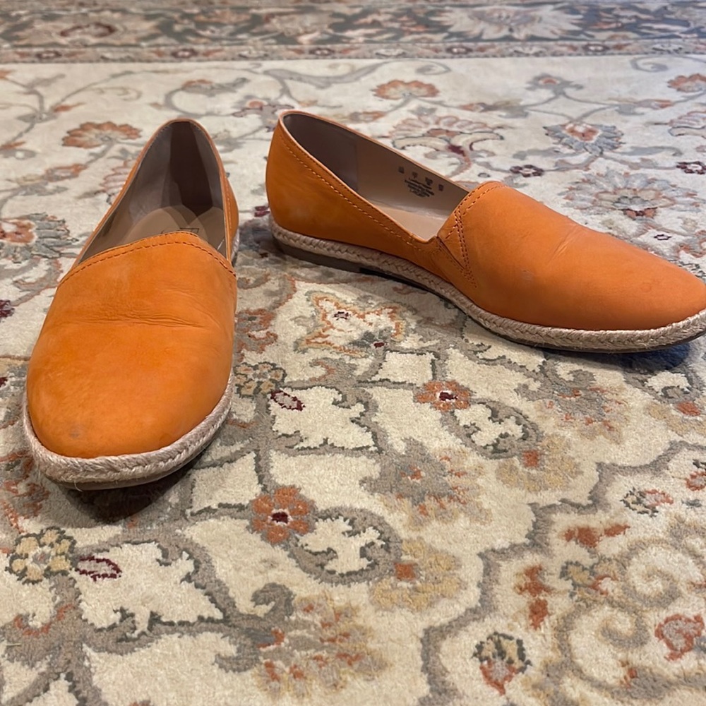 orange flats with tweed trim